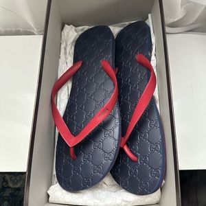 Men’s size 14 Gucci Thong sandals